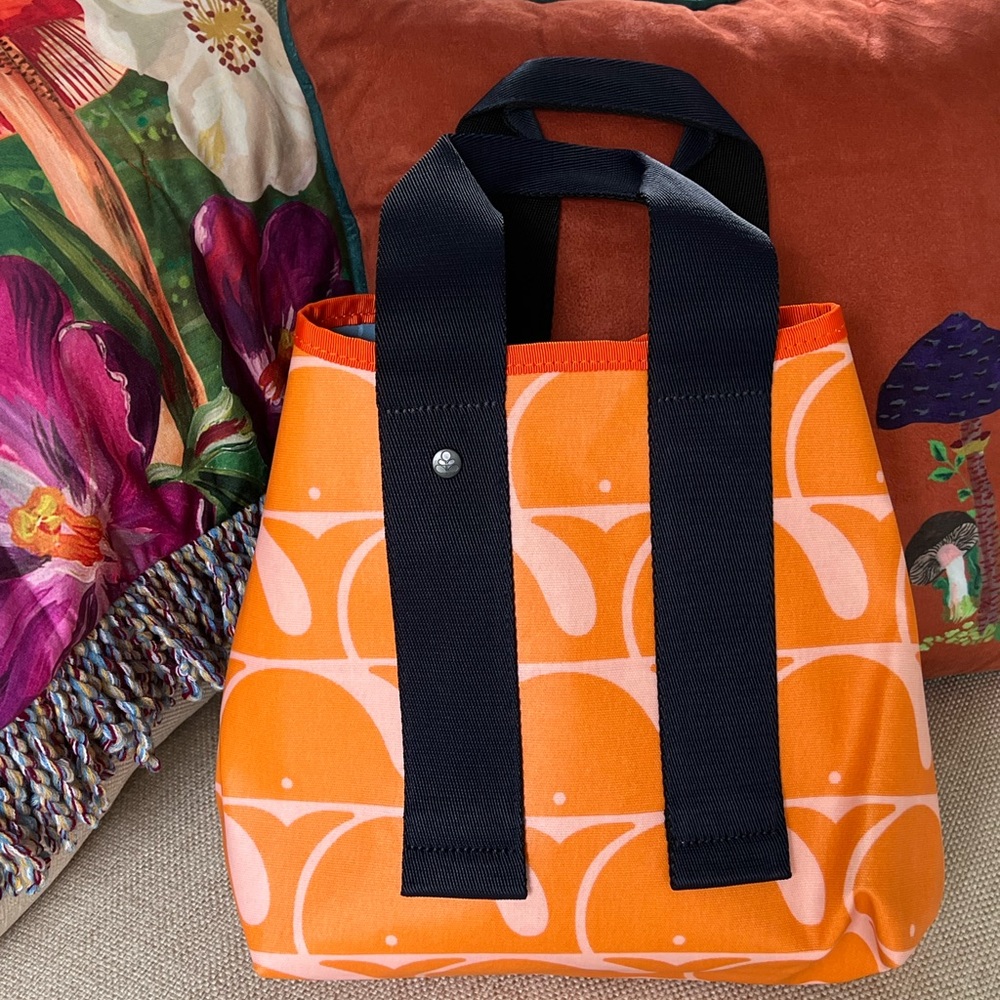 Orla Kiely Tote in Beluga print NWT